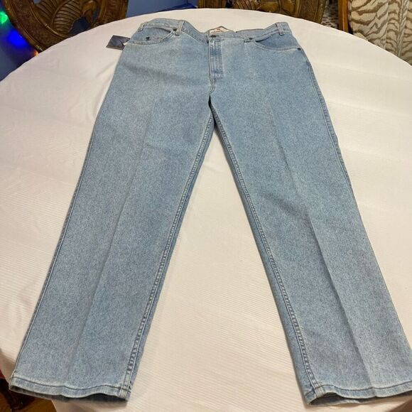 NWT Levi Strauss VTG Relaxed Fit Wrinkle Free 540 Denim Jeans Size 42 X 30 New - Picture 1 of 11